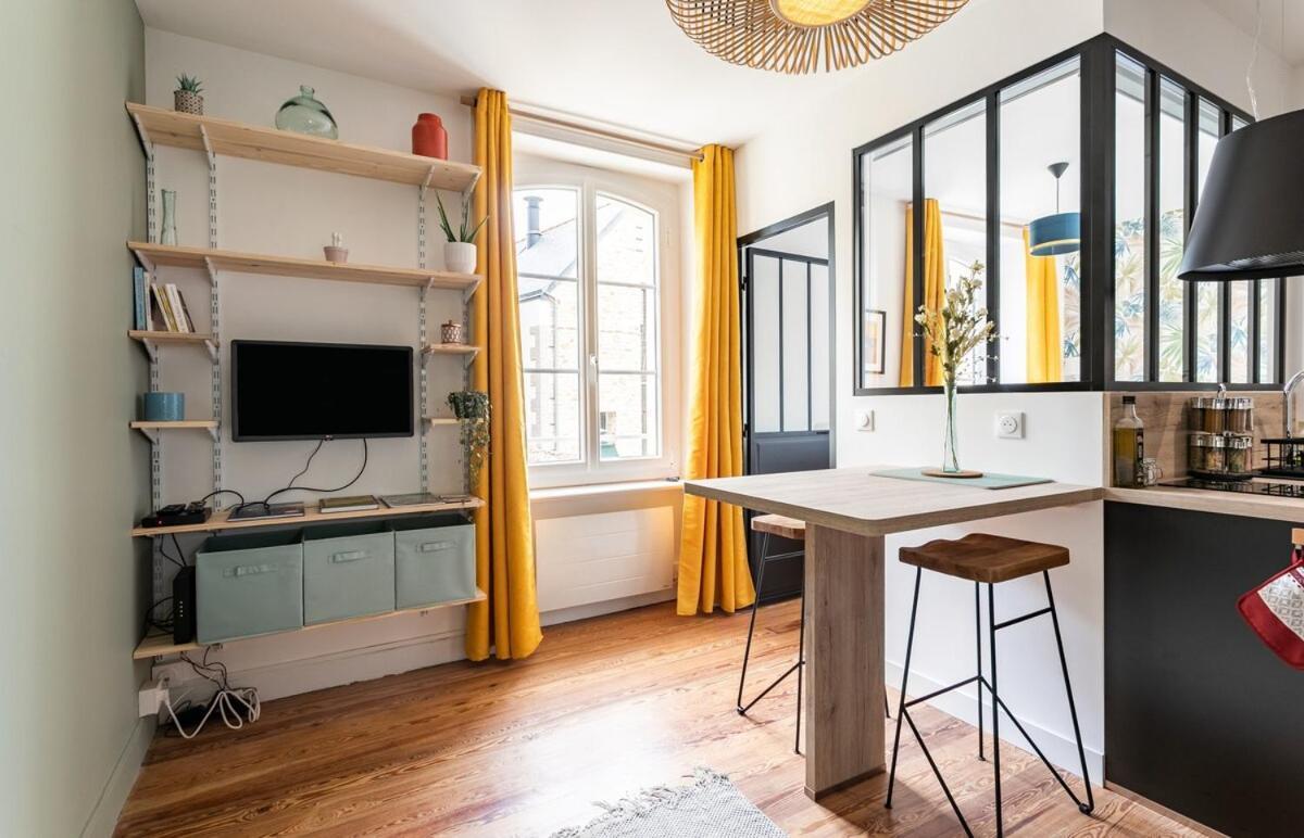 Lucelyne - Beau T2 Renove - Centre - Plage 400M Apartment Dinard Ngoại thất bức ảnh